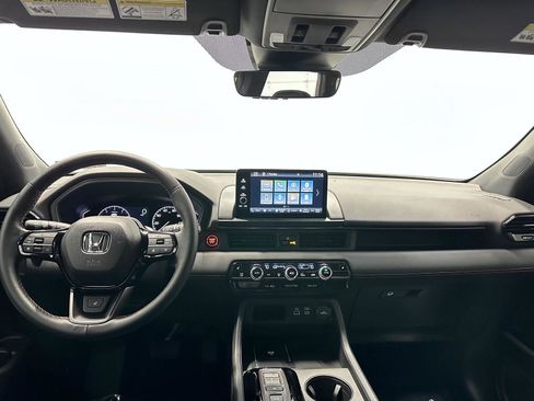 Certified 2025 Honda Pilot TrailSport image 21