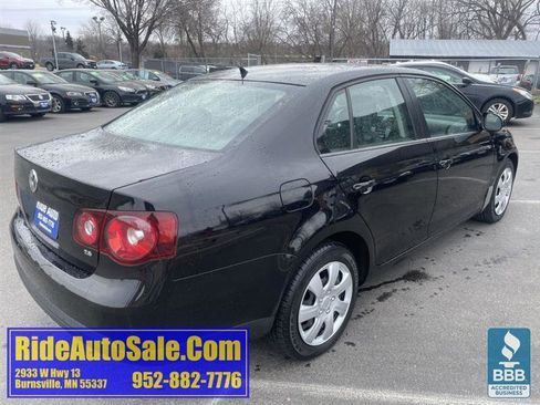 Used 2009 Volkswagen Jetta S image 5