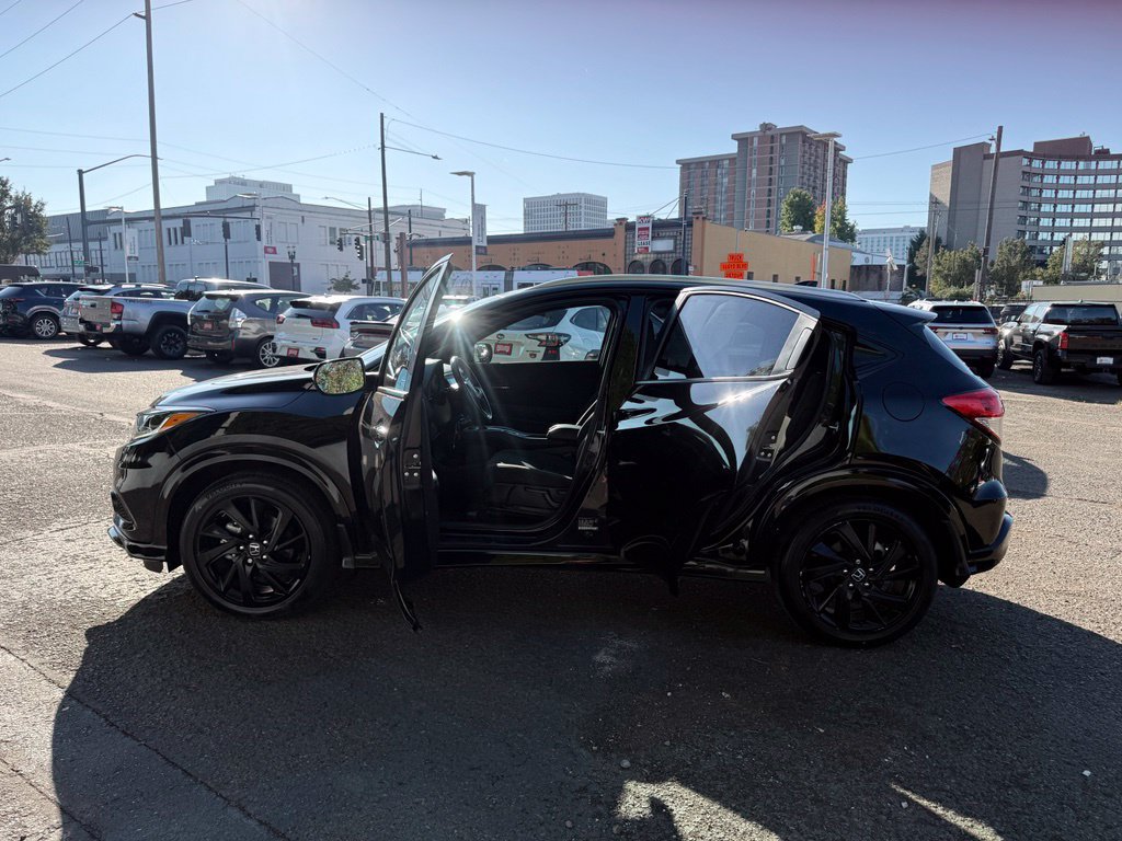 Used 2021 Honda HR-V Sport image 17