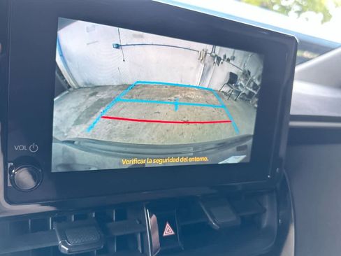 Used 2025 Toyota Corolla SE FWD image 19