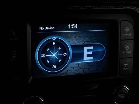 Used 2019 Jeep Wrangler Sport AWD/4WD image 24