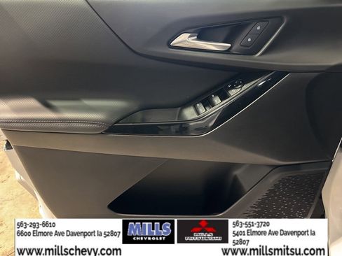 Used 2025 Chevrolet Equinox LT image 9