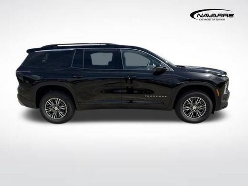 New 2026 Chevrolet Traverse LT w/ Driver Confidence Package FWD image 2