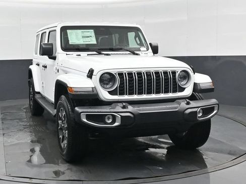 New 2026 Jeep Wrangler Sahara AWD/4WD image 26
