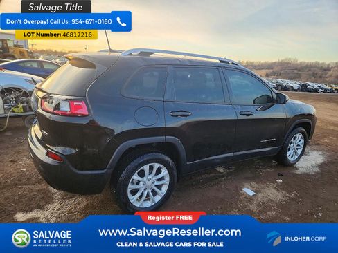 Used 2021 Jeep Cherokee Latitude FWD image 4