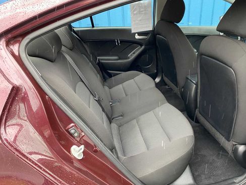 Used 2018 Kia Forte LX image 22