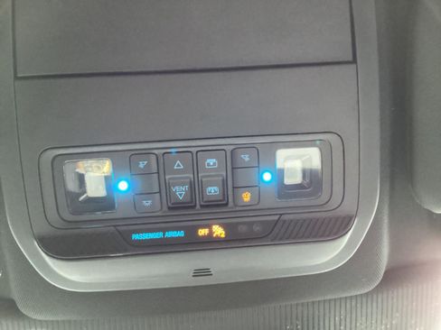 Used 2025 Ford Explorer ST image 43