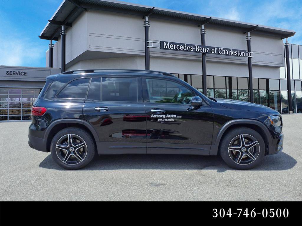 Certified 2025 Mercedes-Benz GLB 250 4MATIC image 2