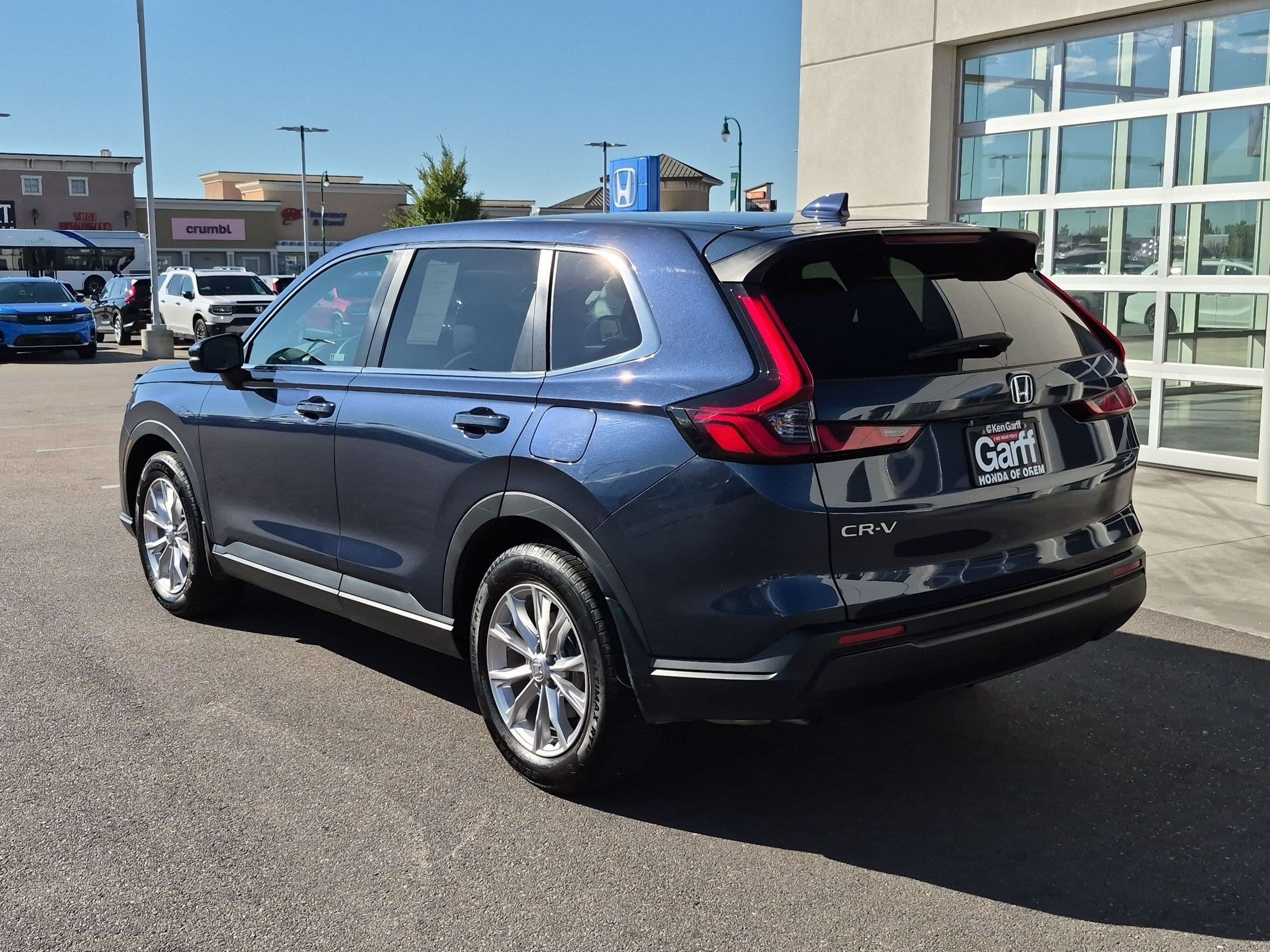 Used 2023 Honda CR-V EX-L image 9