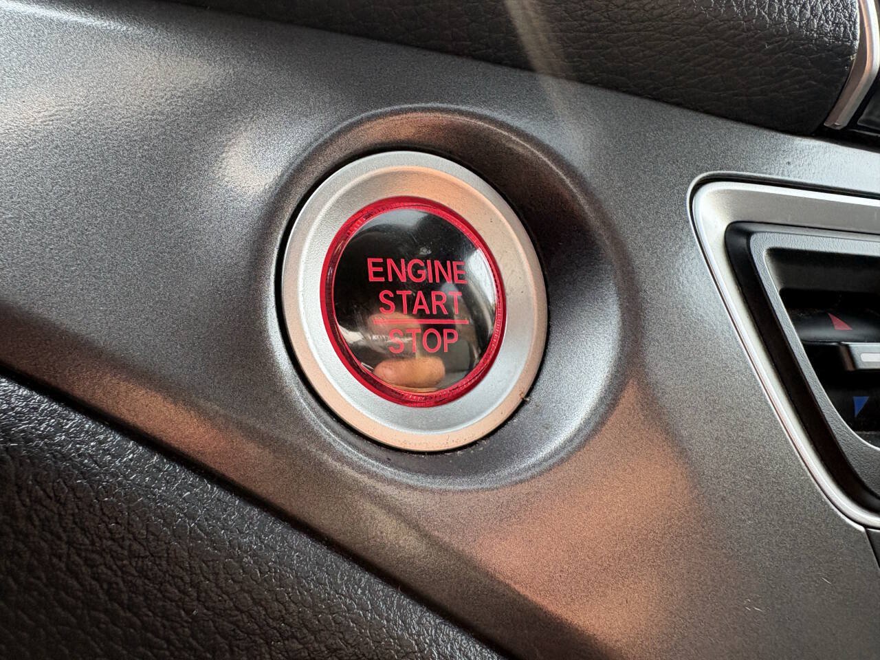 Used 2022 Honda Pilot Special Edition image 10
