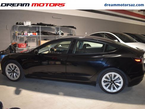 Used 2022 Tesla Model 3 RWD image 1