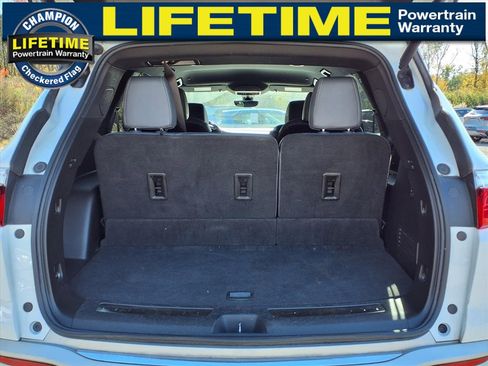 Used 2022 Buick Enclave Premium image 10