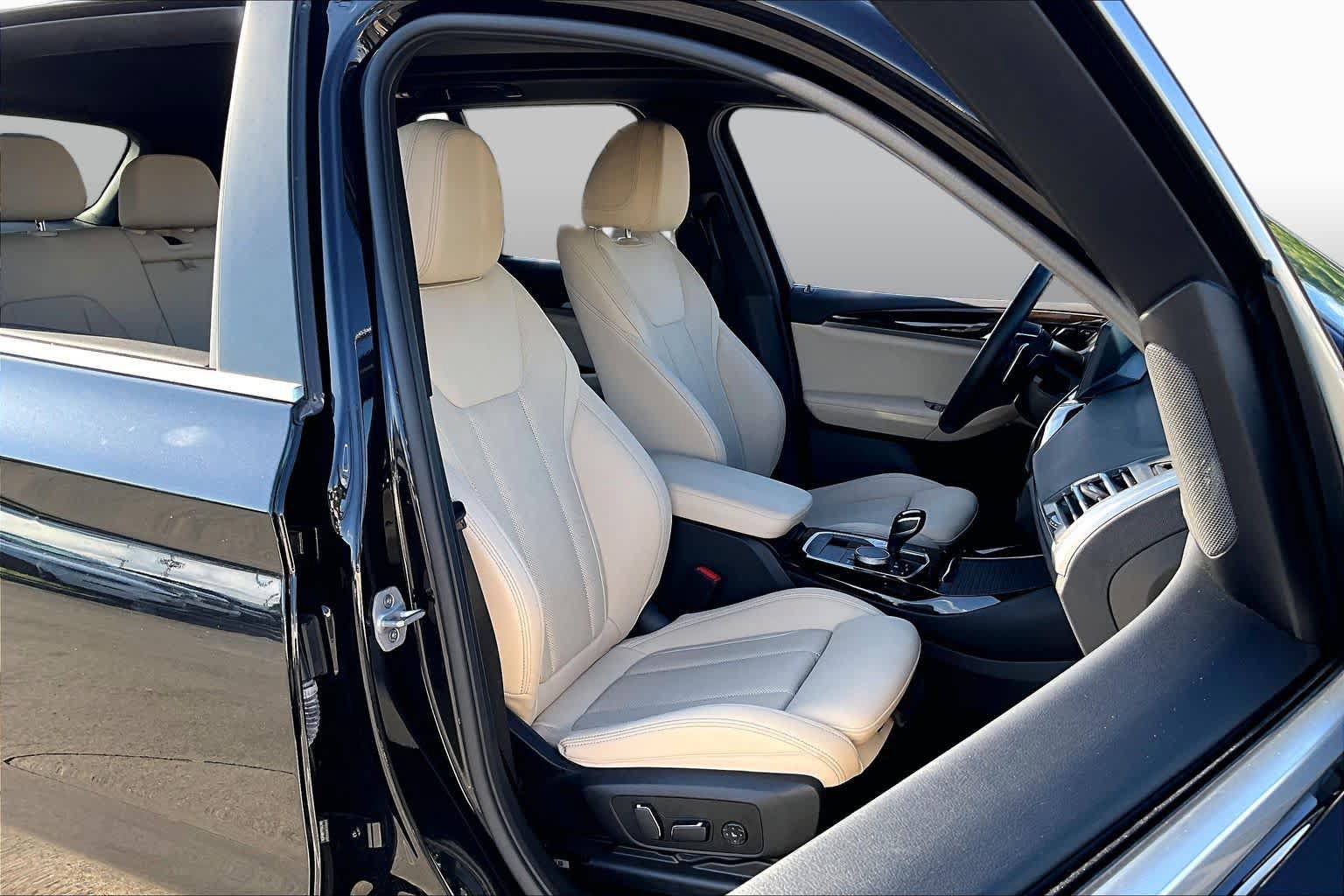 Used 2024 BMW X3 sDrive30i w/ Convenience Package RWD image 8
