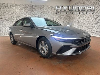 New 2026 Hyundai Elantra SE