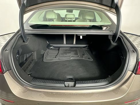 Certified 2025 Mercedes-Benz E 350 Sedan w/ MBUS Superscreen Package image 27