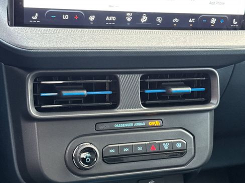 New 2025 Ford Maverick XLT w/ XLT Luxury Package image 16