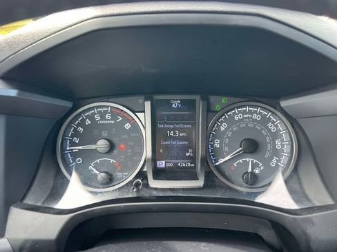 Certified 2023 Toyota Tacoma TRD Off-Road image 28