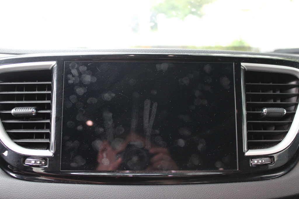 Used 2025 Chrysler Pacifica Select FWD image 17