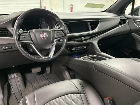 Used 2023 Buick Enclave Avenir w/ Avenir Technology Package AWD/4WD image 26