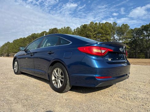Used 2015 Hyundai Sonata SE image 8