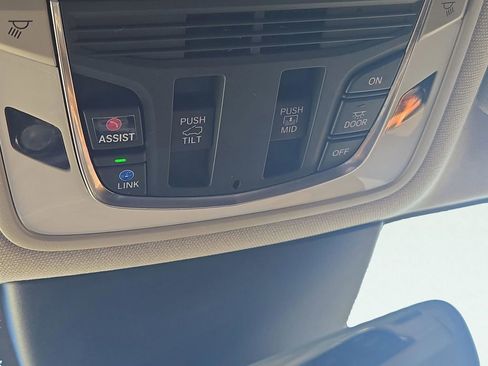 Used 2023 Acura MDX FWD w/ Technology Package image 31