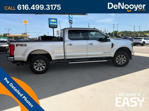 Used 2019 Ford F250 XLT w/ XLT Premium Package AWD/4WD image 5
