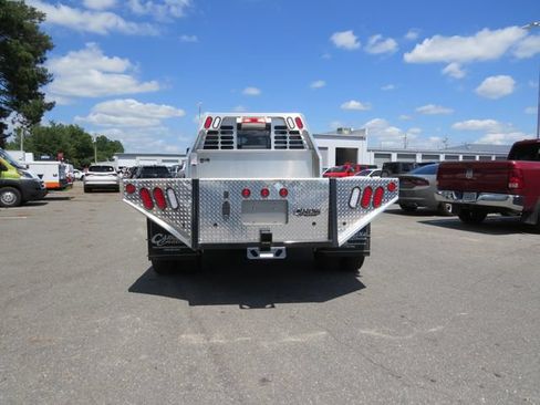 Used 2024 RAM 4500 SLT w/ Quick Order Package 2YG SLT AWD/4WD image 4