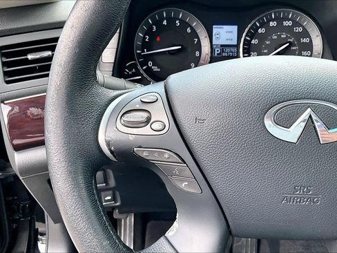 Used 2011 INFINITI M37 w/ Premium Pkg RWD image 23