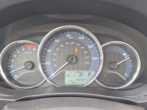 Certified 2016 Toyota Corolla LE FWD image 18
