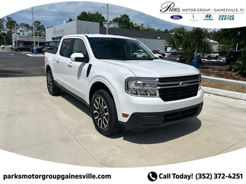 Certified 2022 Ford Maverick Lariat FWD image 1