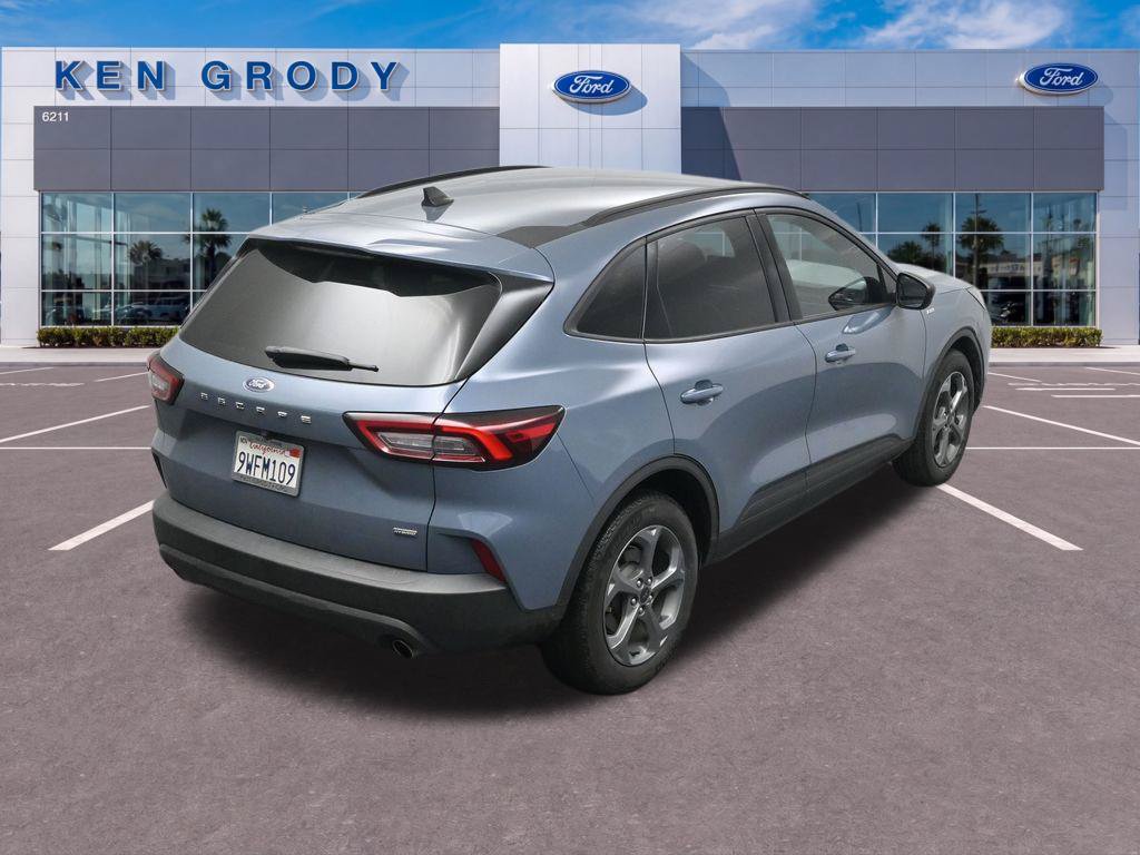 Used 2025 Ford Escape ST-Line w/ Equipment Group 301A FWD image 14