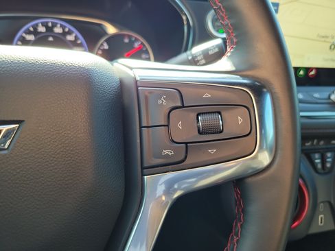 Used 2024 Chevrolet Blazer RS w/ Enhanced Convenience Package FWD image 23