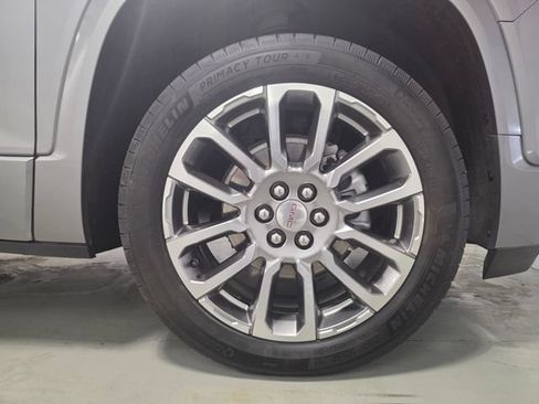 Used 2023 GMC Acadia Denali w/ Denali Technology Package AWD/4WD image 37