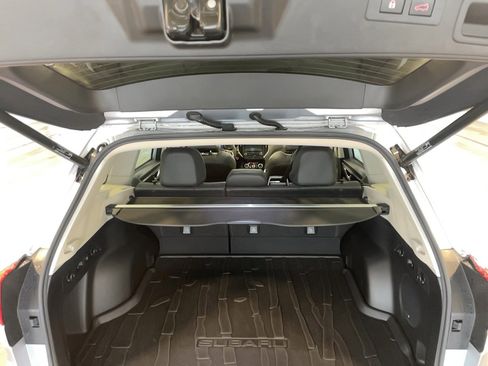 Used 2021 Subaru Forester Touring image 27