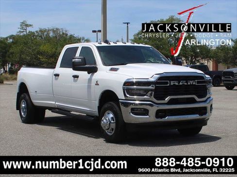 Certified 2026 RAM 3500 Tradesman AWD/4WD image 1
