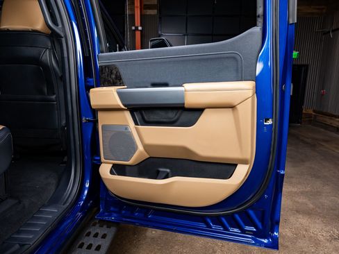 Used 2026 Ford F250 Lariat w/ Tremor Off-Road Package image 38