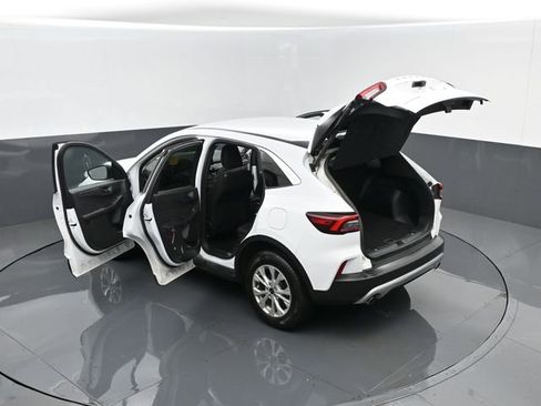 Used 2023 Ford Escape Active image 28