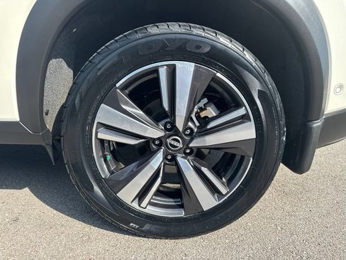 Used 2023 Nissan Rogue Platinum FWD image 27