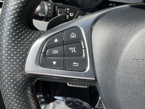 Used 2018 Mercedes-Benz GLC 43 AMG 4MATIC image 34