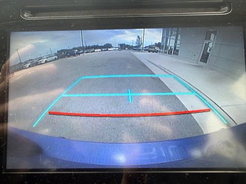 Used 2017 Toyota Prius Three Touring FWD image 10