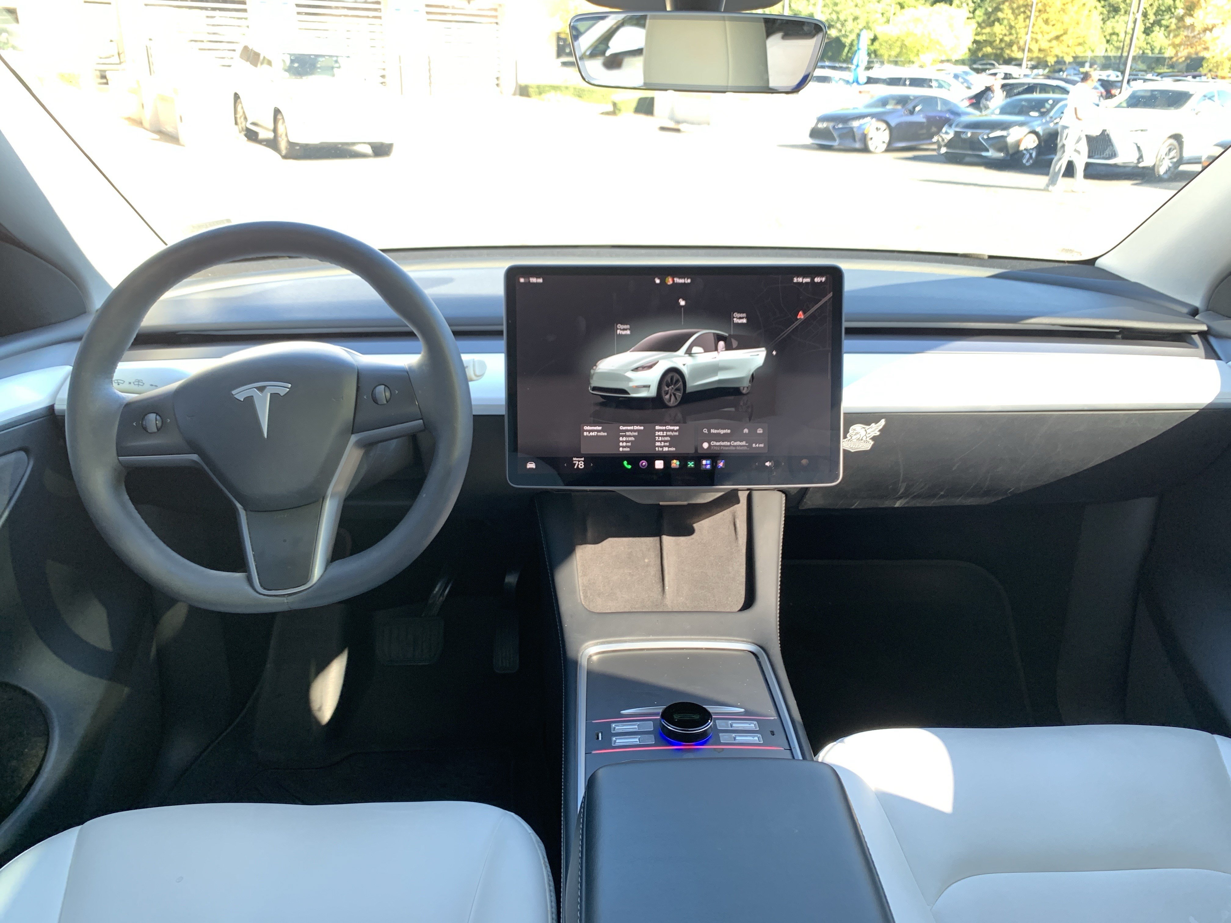 Used 2024 Tesla Model Y Long Range AWD/4WD image 30