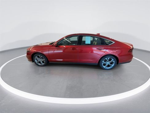 Used 2024 Honda Accord EX image 4