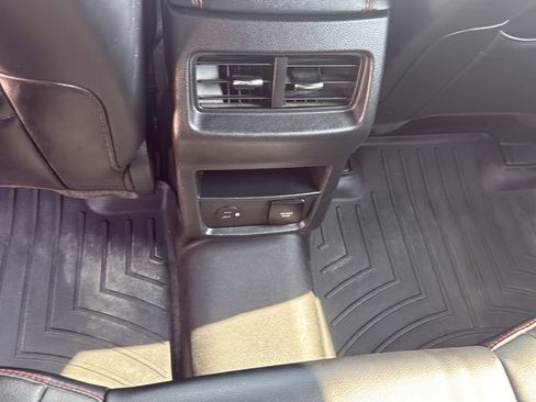 Used 2022 Ford Edge ST-Line AWD/4WD image 15