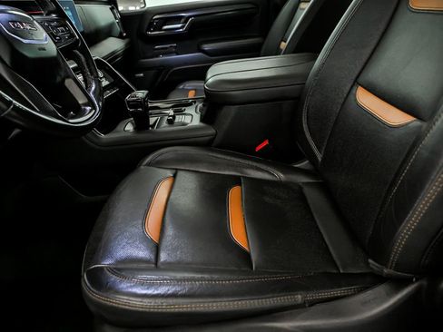 Used 2023 GMC Sierra 1500 AT4 w/ AT4 Premium Package image 12