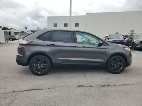 Used 2018 Ford Edge SEL w/ Equipment Group 201A image 4