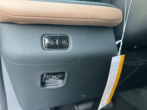 New 2027 Lincoln Navigator L Black Label AWD/4WD image 36