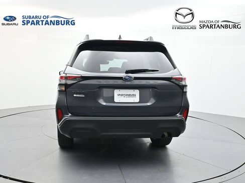 Certified 2025 Subaru Forester Premium w/ Convenience Package #1 AWD/4WD image 7