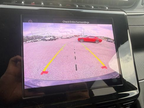 Used 2024 Jeep Grand Cherokee Laredo X image 20