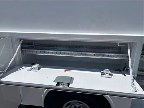 New 2025 Chevrolet Express 3500 w/ Power Convenience Package image 19