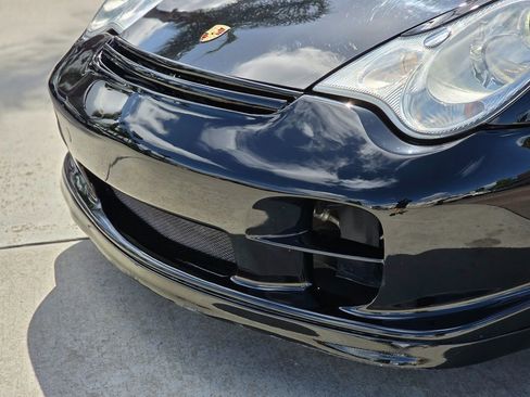 Used 2004 Porsche 911 Carrera image 9